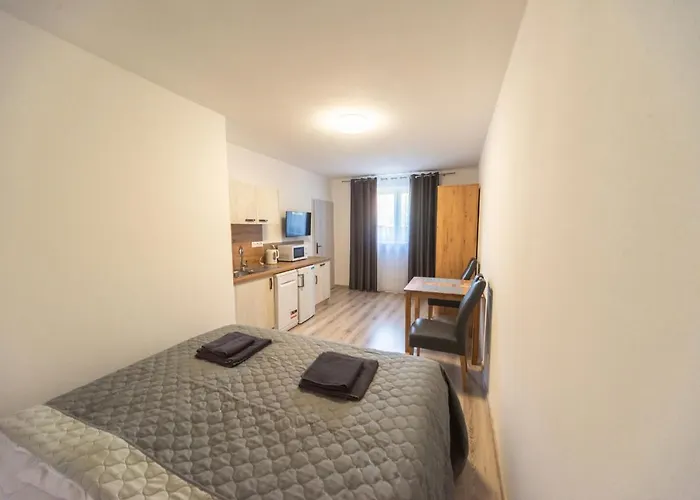 U Vadovicu 3* Šatov